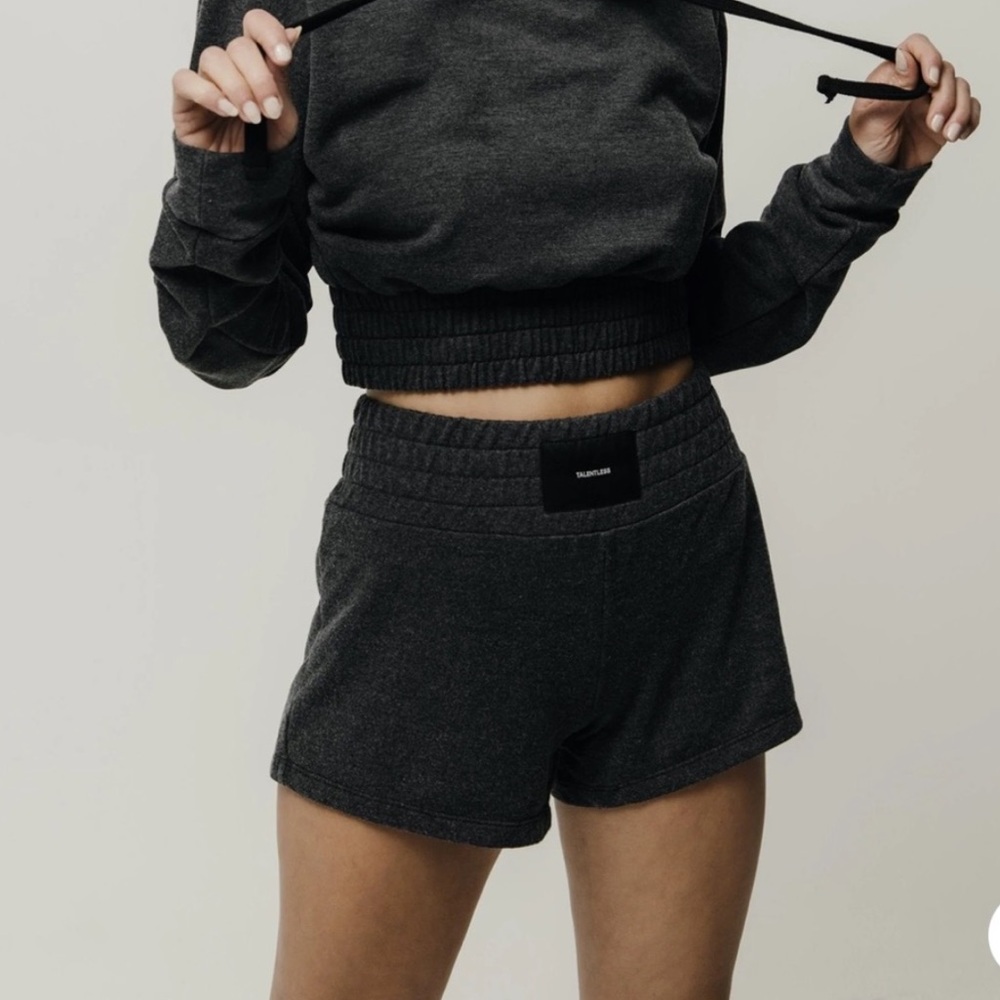 🤍 TALENTLESS High Waist charcoal heather boxing Shorts